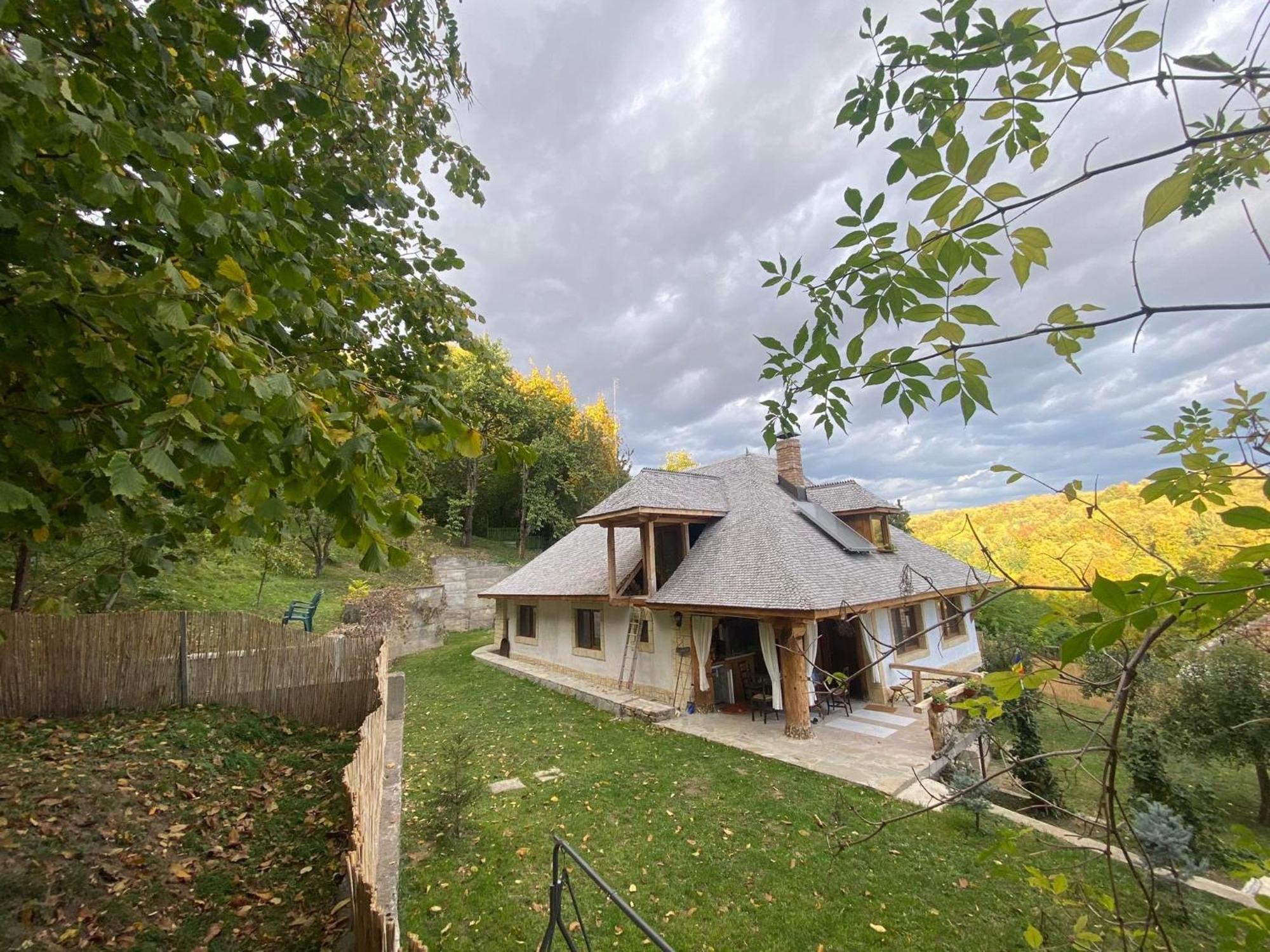 فيلا Casa Cu Sindrila Vălenii de Munte المظهر الخارجي الصورة