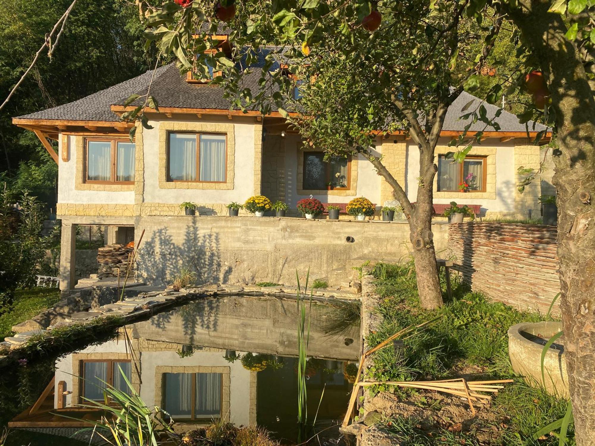 فيلا Casa Cu Sindrila Vălenii de Munte المظهر الخارجي الصورة