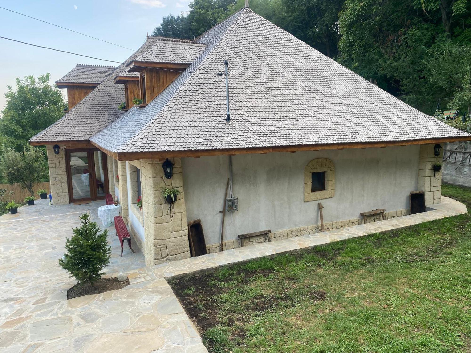 فيلا Casa Cu Sindrila Vălenii de Munte المظهر الخارجي الصورة