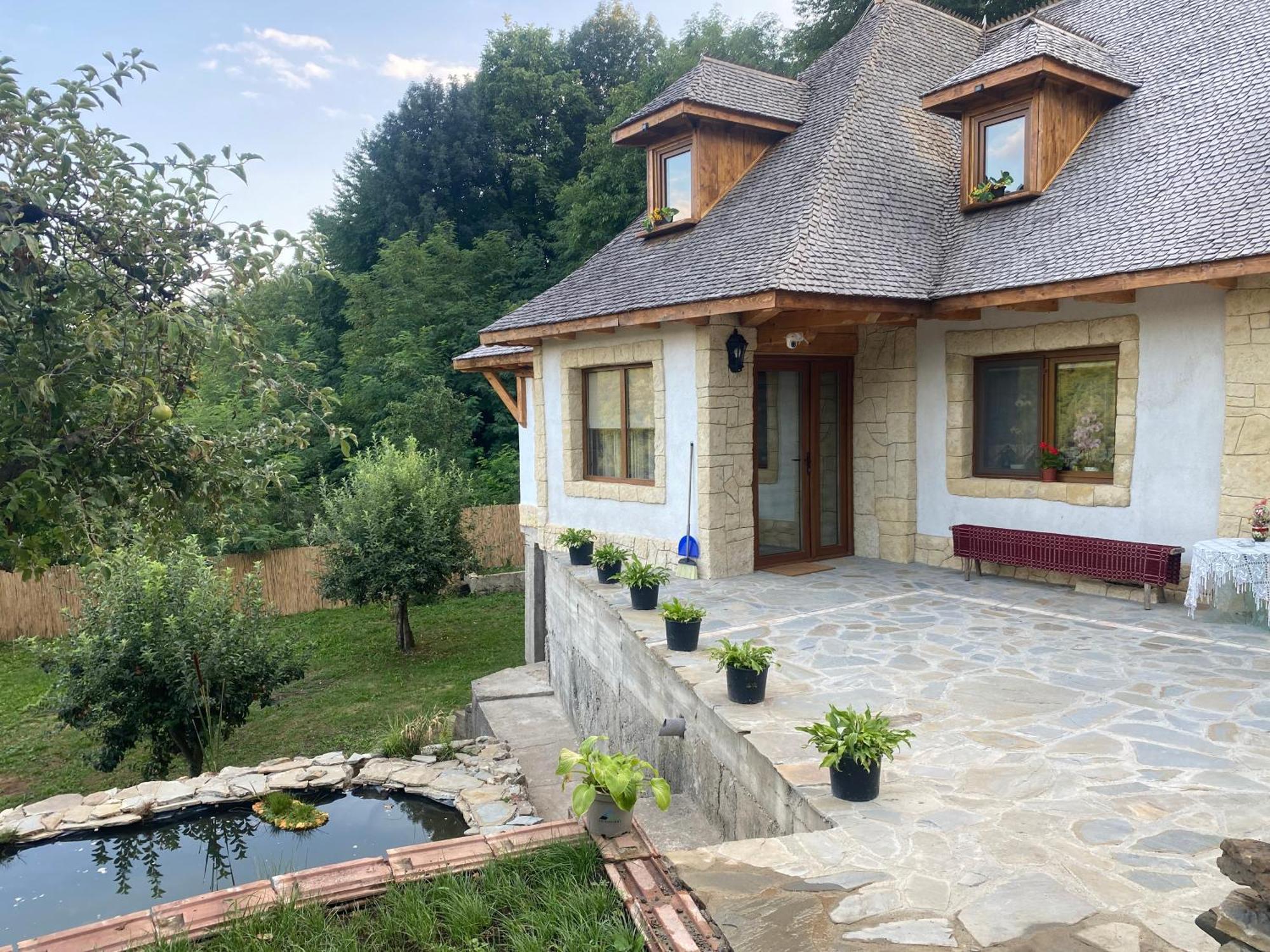 فيلا Casa Cu Sindrila Vălenii de Munte المظهر الخارجي الصورة