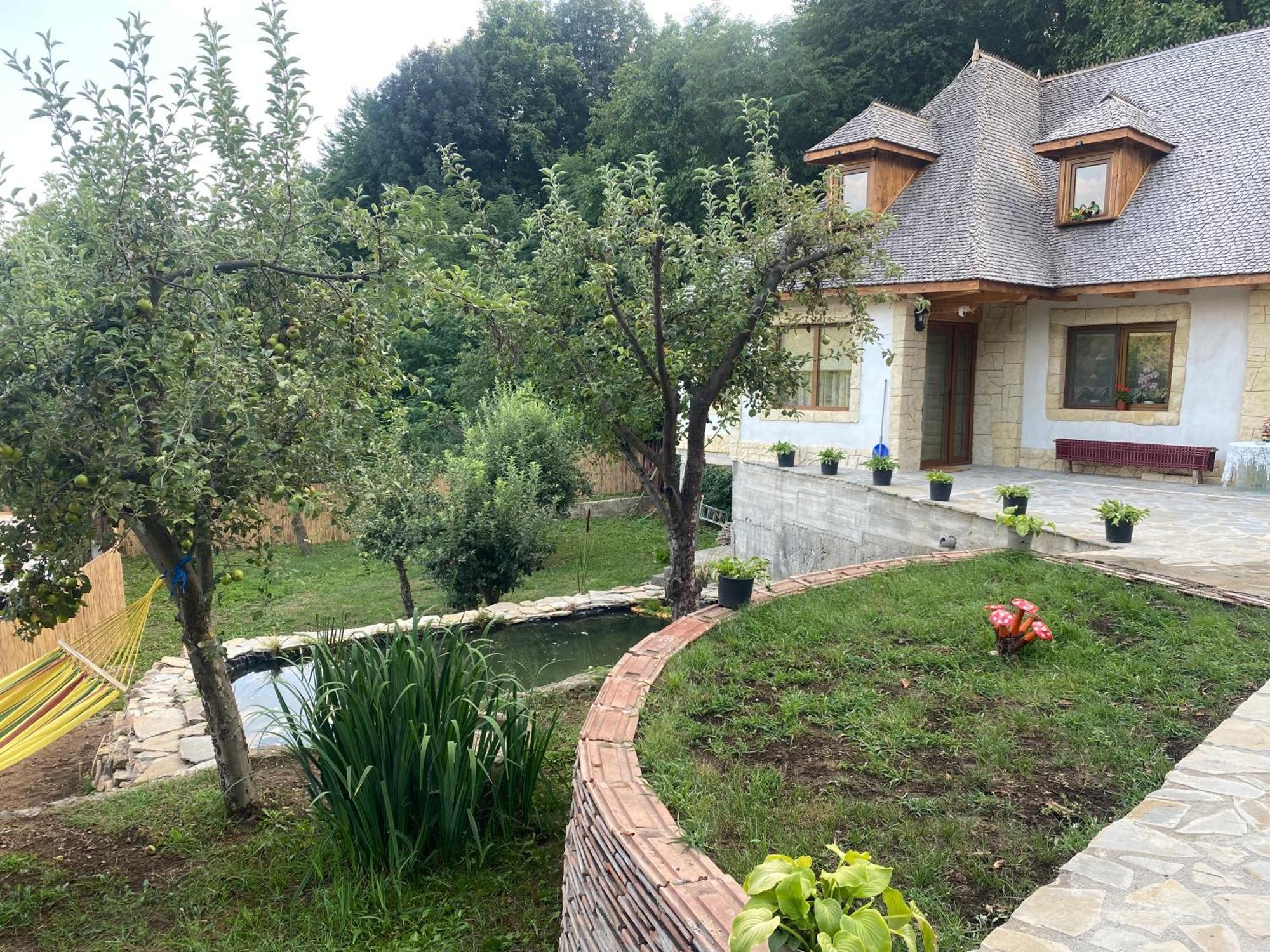 فيلا Casa Cu Sindrila Vălenii de Munte المظهر الخارجي الصورة